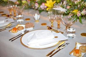 1_20131210184049_wifi-HMX0440